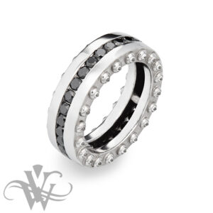 GENTS BAND WITH BLACK DIAMONDS CHANNEL SET AND WHITE DIAMONDS SET UPSIDE DOWN ON THE SIDES #3129