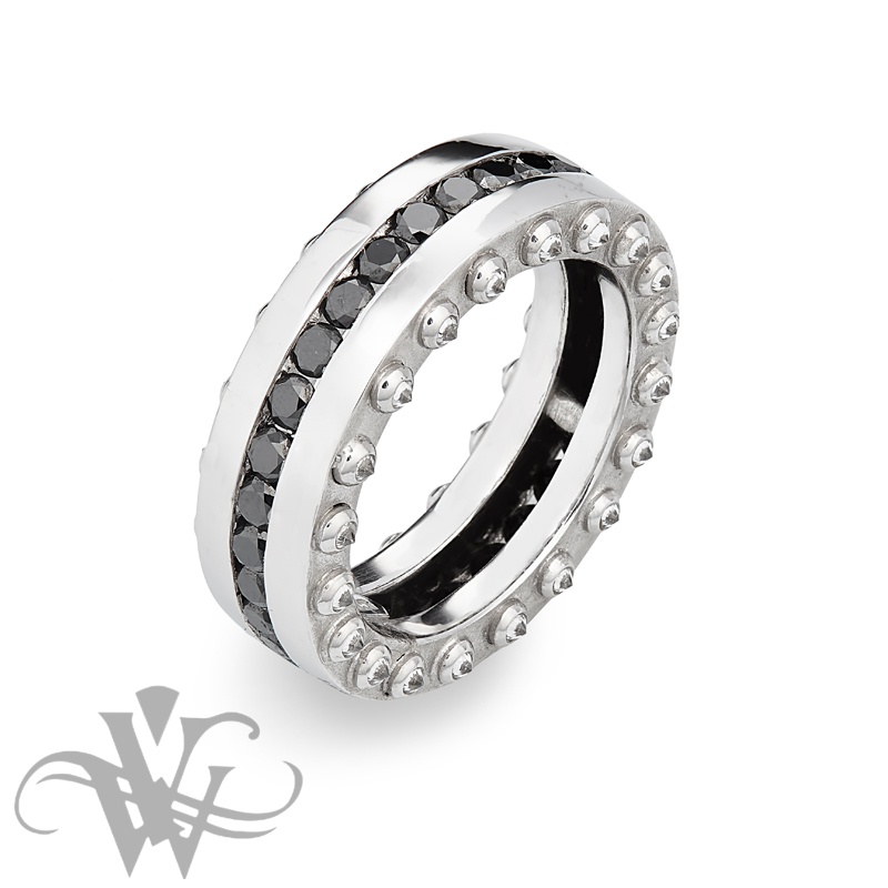 GENTS BAND WITH BLACK DIAMONDS CHANNEL SET AND WHITE DIAMONDS SET UPSIDE DOWN ON THE SIDES #3129