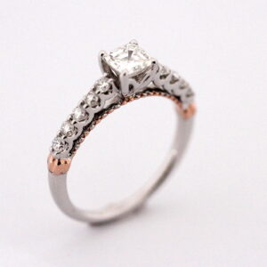 18CT ROSE GOLD AND PLATINUM RING SET WITH A PRINCESS CUT DIAMOND #8010